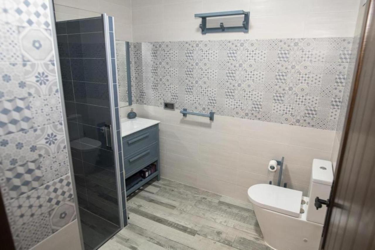 Elegante Apartamento Para 5 En El Centro De Caceres Con Wifi Kültér fotó